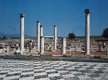 temple remains at Samothraki