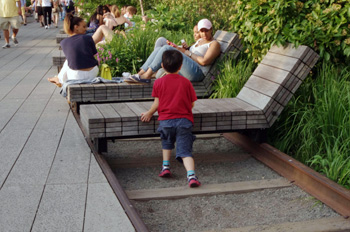 family on Chelsea High Line lounge chairs