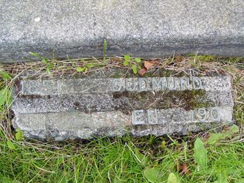 Golsmundsen grave marker