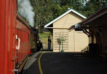 train at Gympie station