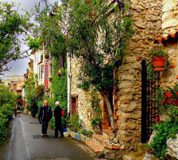 Bonifacio Corsica walkway
