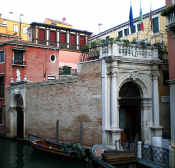 Entrance to Instituto San Giuseppe, Venice 