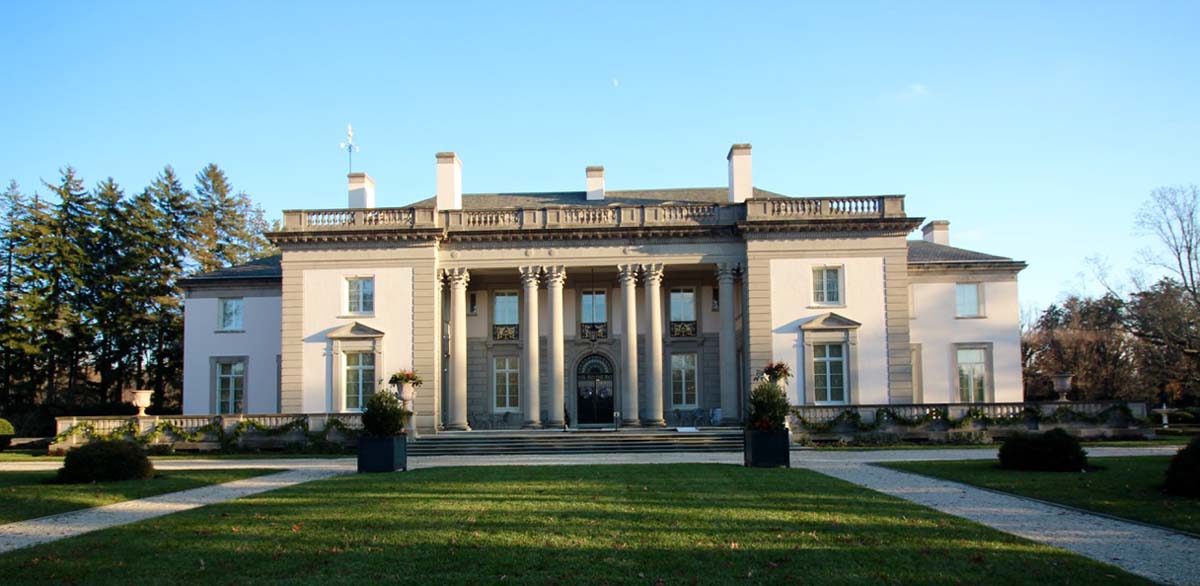 Nemours mansion of du Pont family
