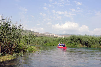canoing on the river Tirino