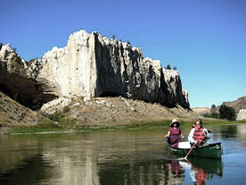 Canoeing the Missouri River