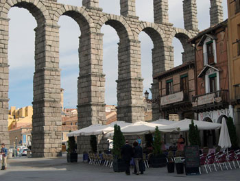 Roman aquqaduct, Segovia