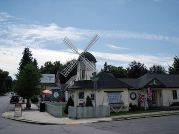 South Perry Street windmill