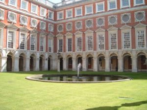 fountain at Hampton Court palace