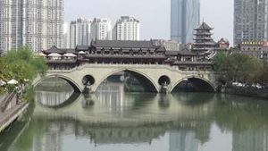 Dongmen bridge