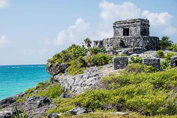 Three Ways to Visit the Maya Ruins