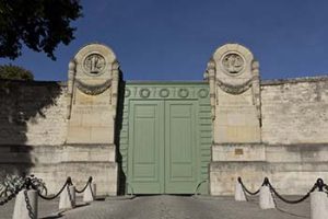 Paris cemetery gates