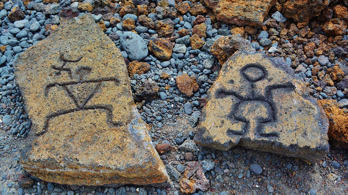 2 Hawaiian petroglyphs
