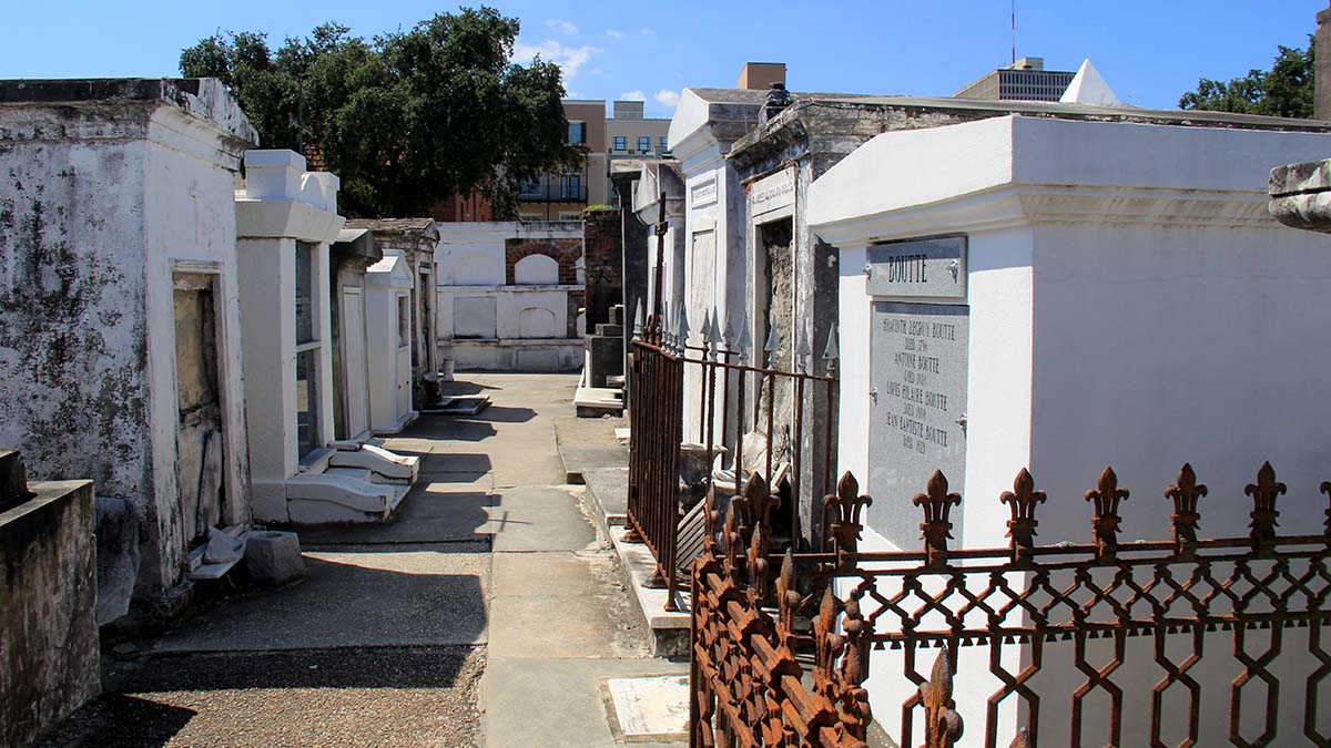 St. Louis Cemetery No. 1