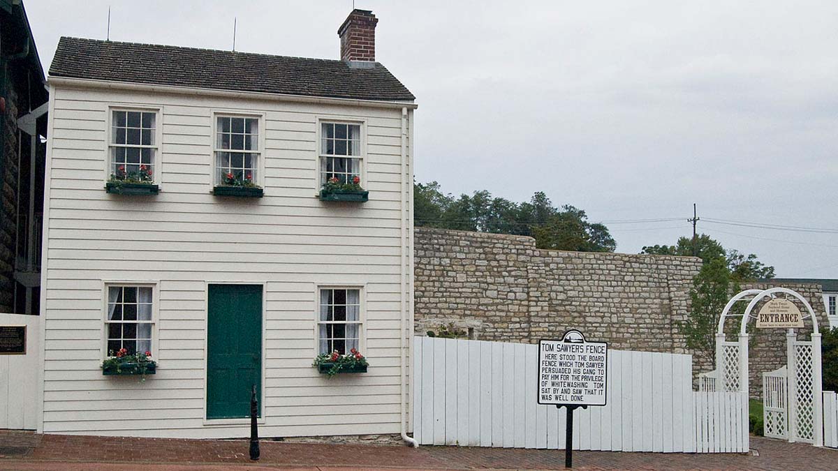 Mark Twain boyhood home