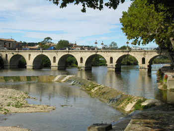 Roman bridge, Sommieres