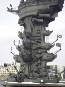  Christopher Columbus statue by Tsereteli