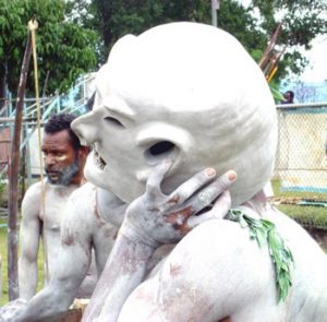 mudmen in PNG