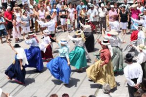dancing in Tenerife parade