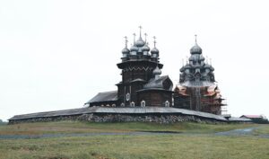 Exploring the Enchanting Beauty of Kizhi Island