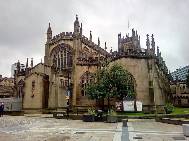 Instagrammable places in Manchester - cathedral