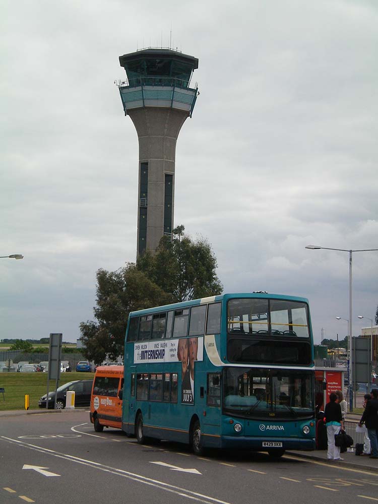 luton airport