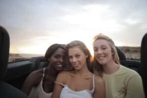 3 women in car